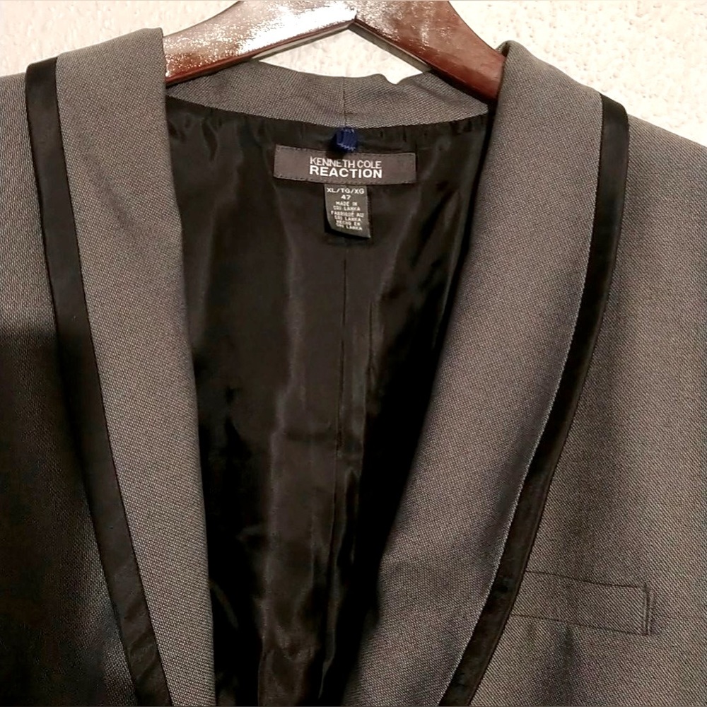 Classic Kenneth Cole jacket.